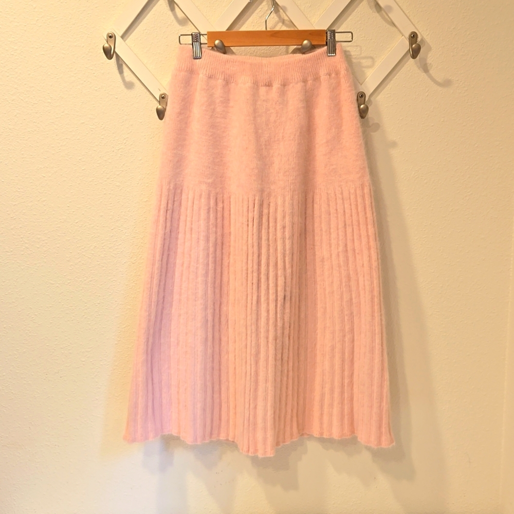 LS Collection Angora Pink A Line Skirt Size 2 Lined